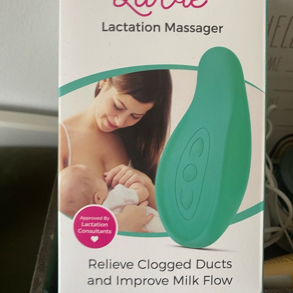 La Vie breast Massager - Picture 1 of 4